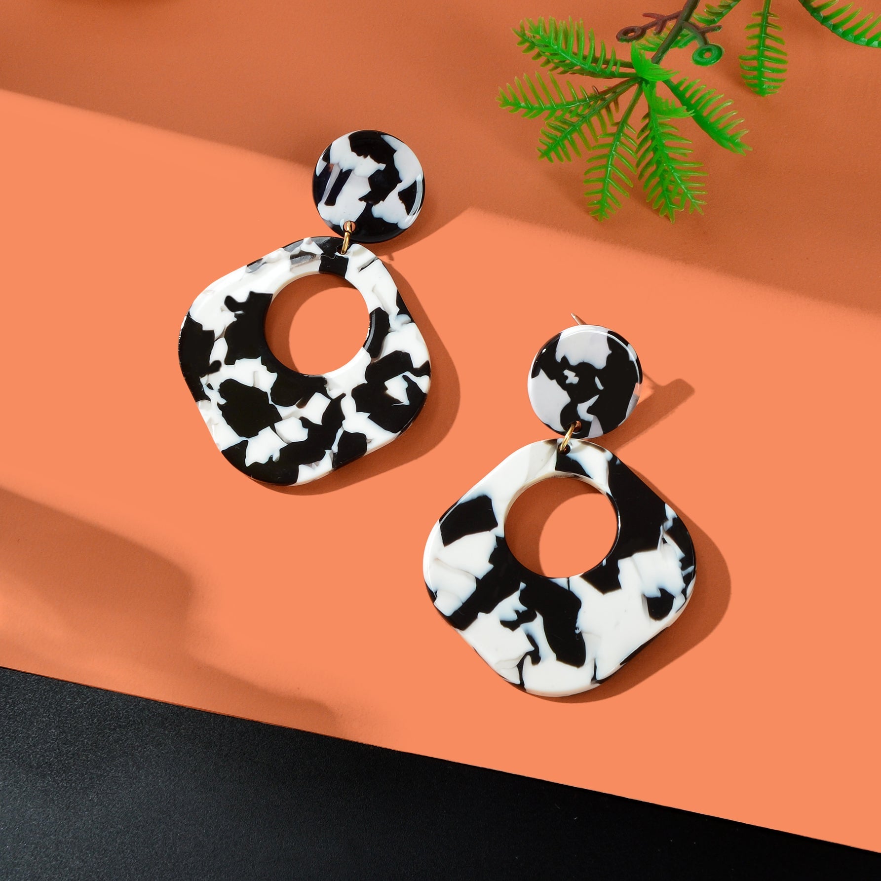Retro White Black Acrylic Tortoise Resin Round Square Dangle Earrings Daily Officework Party Jewelry