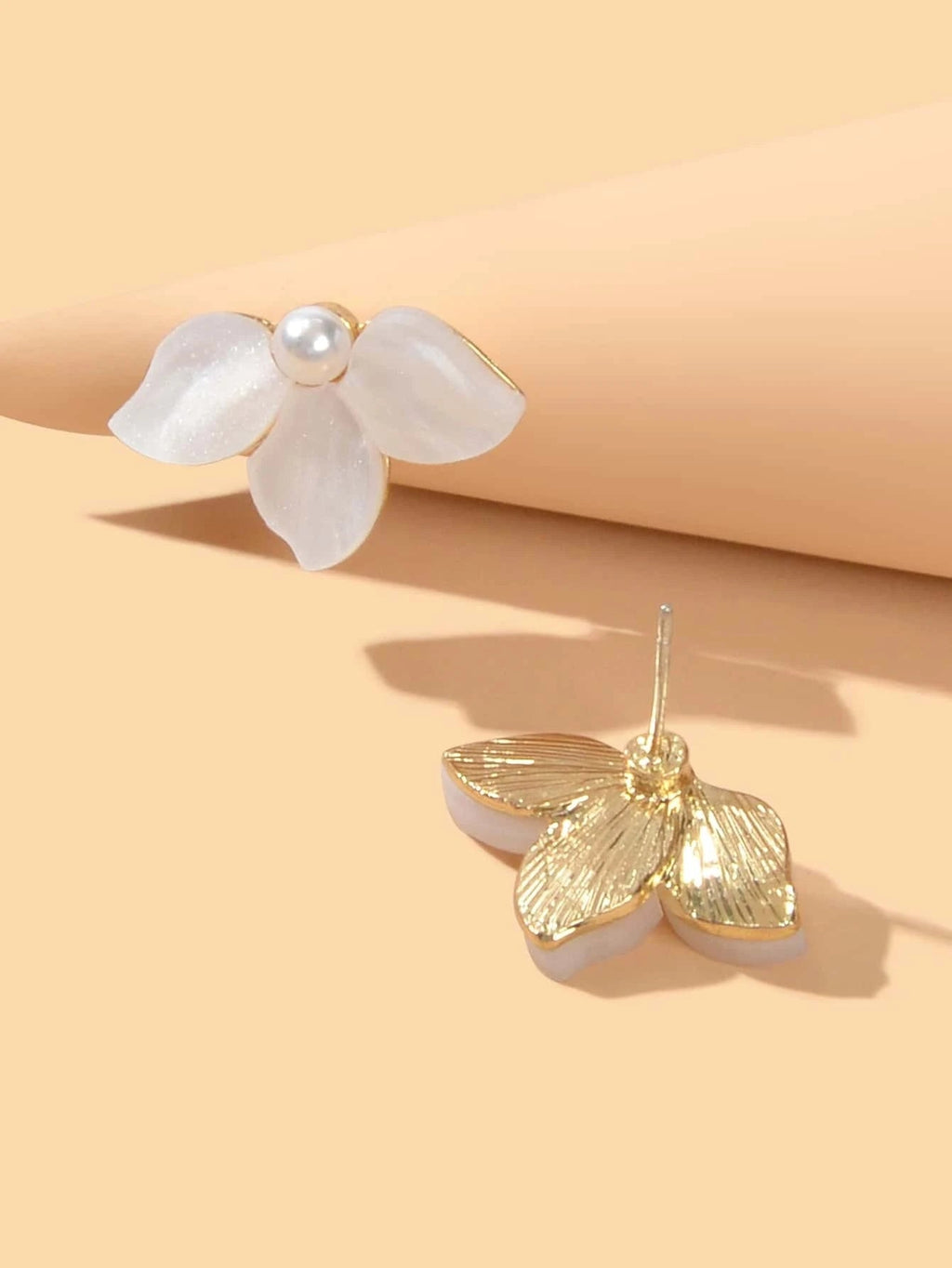 Unique Pearl White Acrylic Flower Stud Party Earrings Engagement Jewellery Gift